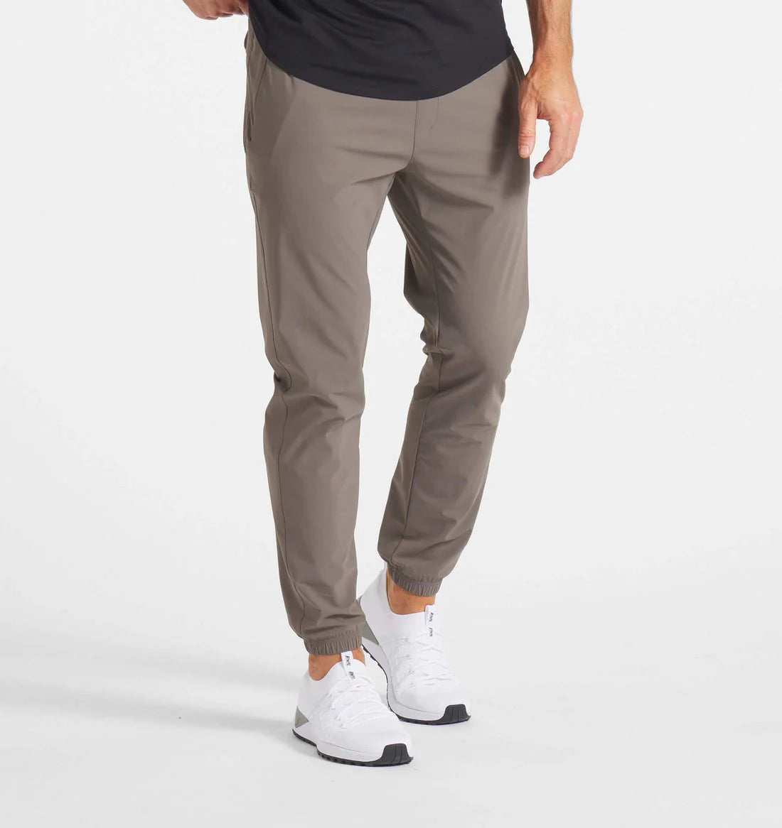 Trendy Outerwear Men's UNRL In-Flex Jogger III | Dark Taupe