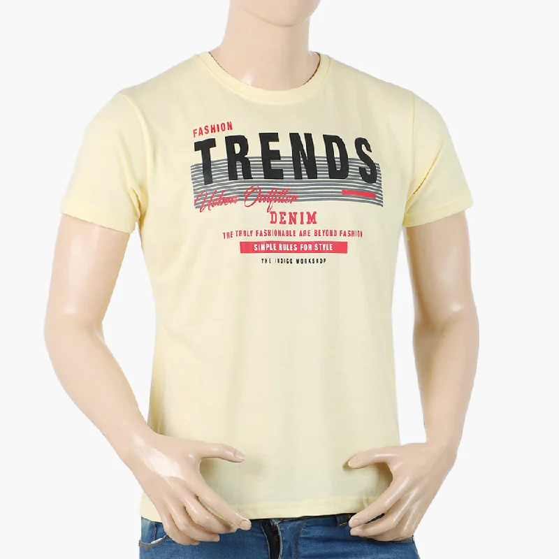 High-end Sneakers Men's Half Sleeves Round Neck Printed T-Shirt - Yellow