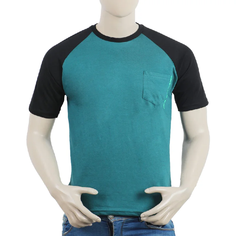 Street Style Eminent Men's Round Neck Half Sleeves Printed T-Shirt - Green